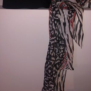 Cabi scarf